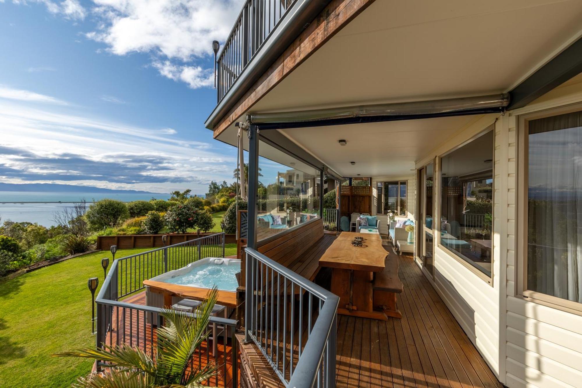 Twin Peaks Luxury Sea View Villa Nelson Eksteriør bilde